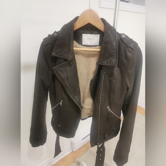 Only leather jacket - Picture 2 of 6